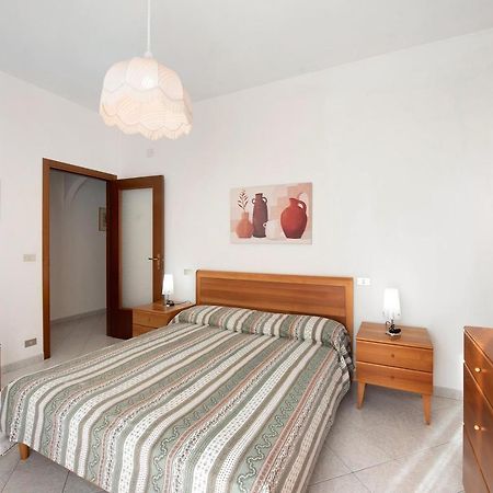 Trilocale Mazzini Con 2 Balconi Daire Varazze Dış mekan fotoğraf